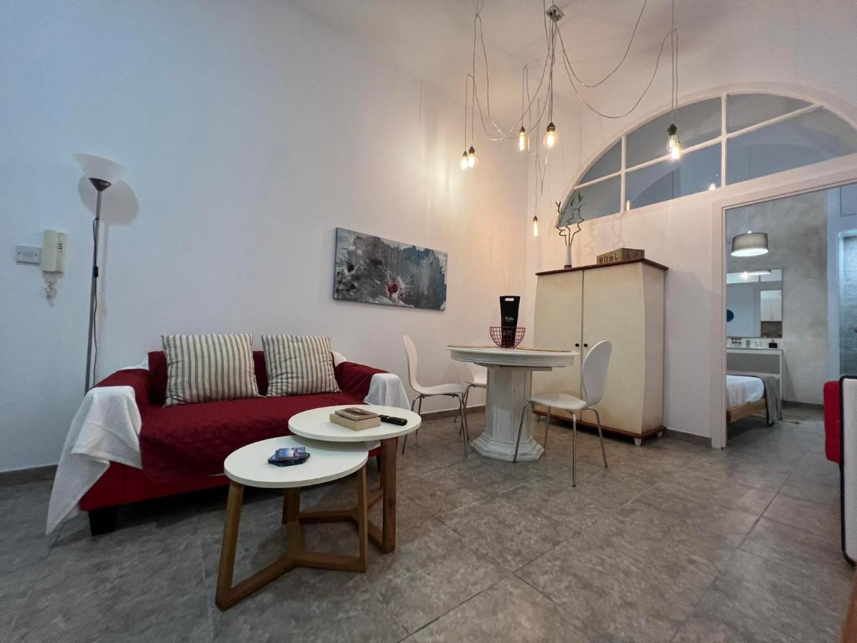 Quirky 1Br Just Off Main Street Prime Location Gibraltar Exterior foto